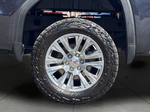 Used 2022 GMC Sierra 1500 Denali w/ Denali Carbonpro Edition AWD/4WD image 11