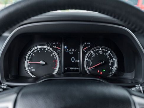 Used 2020 Toyota 4Runner Limited AWD/4WD image 27