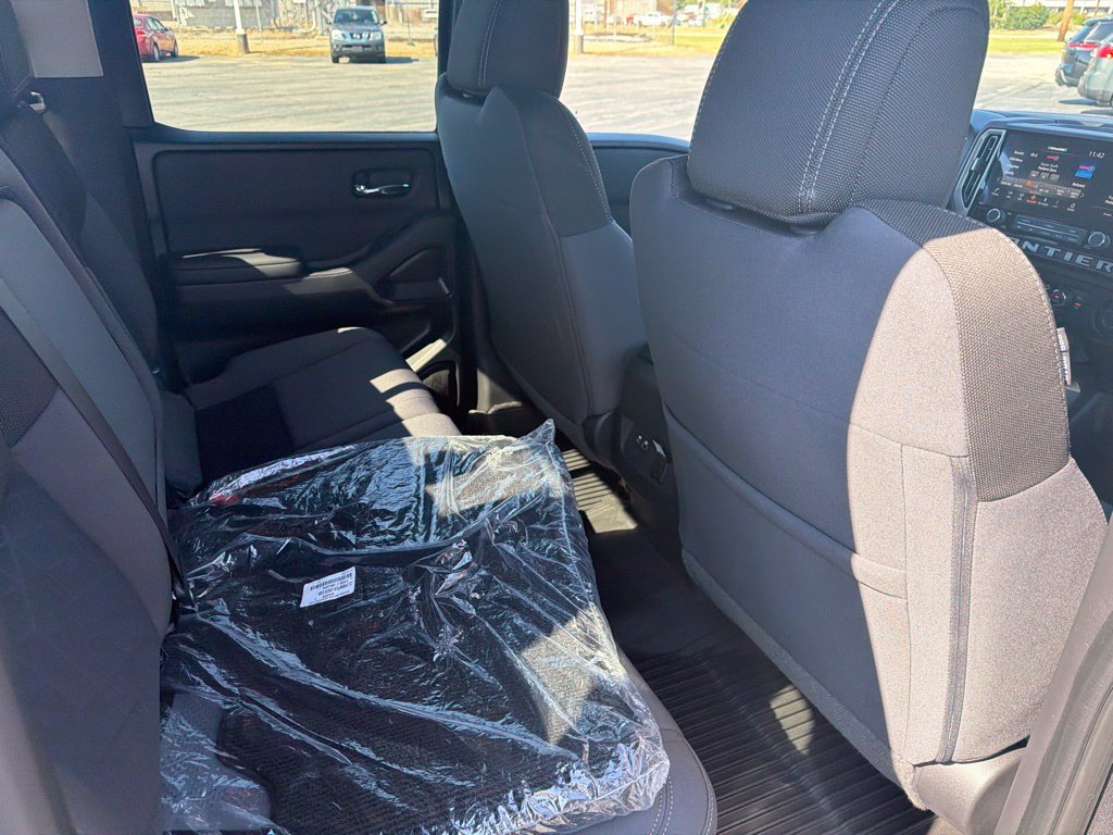 Certified 2026 Nissan Frontier SV w/ SV Convenience Package AWD/4WD image 13