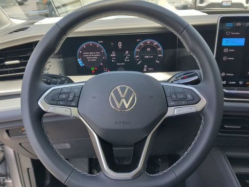 New 2026 Volkswagen Tiguan SE FWD image 30