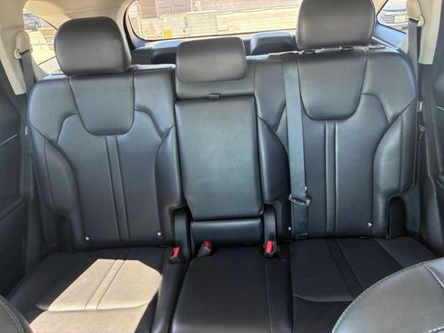 Used 2024 Kia Sorento S AWD/4WD image 41