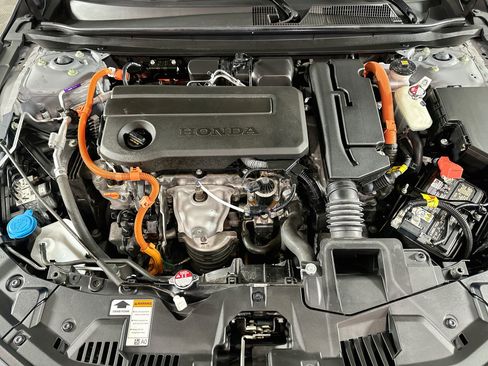 Used 2024 Honda Accord Sport image 32