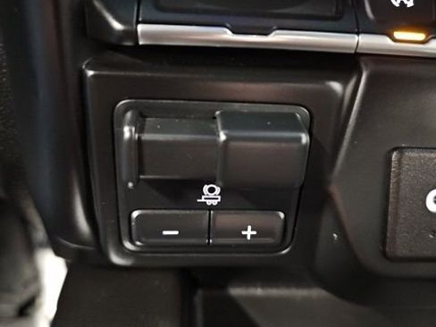 Used 2021 Chevrolet Silverado 1500 RST w/ Redline Edition AWD/4WD image 26