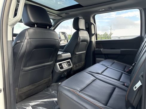 New 2026 Ford F350 Lariat w/ Lariat Ultimate Package AWD/4WD image 19