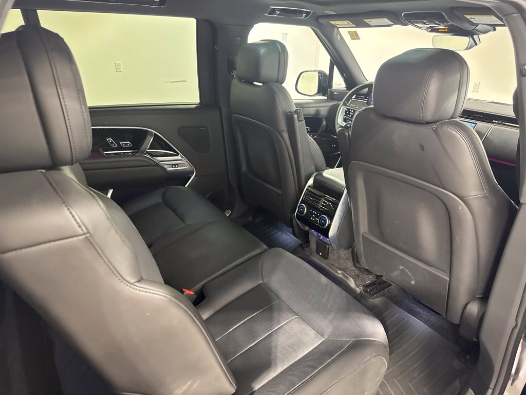 Certified 2025 Land Rover Range Rover Long Wheelbase SE AWD/4WD image 24