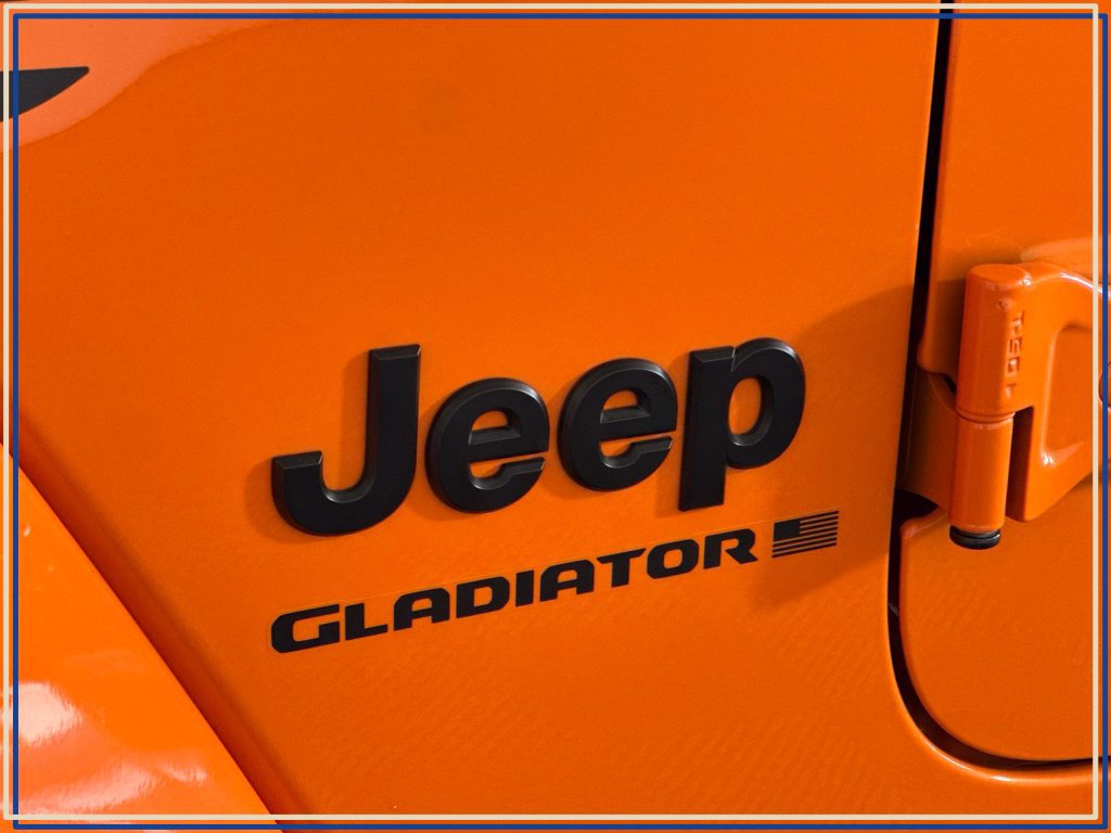Certified 2025 Jeep Gladiator Sport AWD/4WD image 17