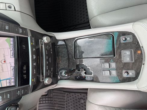 Used 2010 Lexus LS 460 AWD image 15