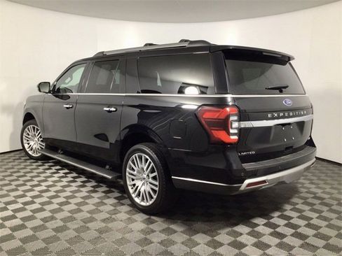 Used 2024 Ford Expedition Max Limited image 11