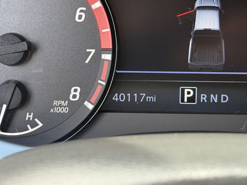 Used 2025 Nissan Frontier PRO-4X AWD/4WD image 28