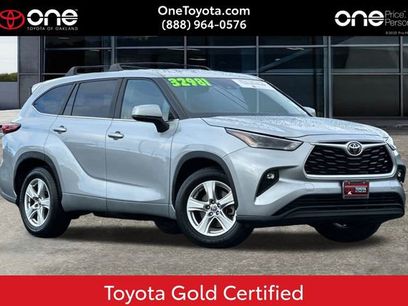 Certified 2023 Toyota Highlander LE