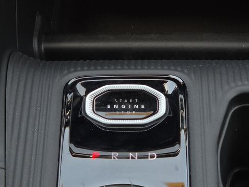 New 2026 Jeep Cherokee Limited AWD/4WD image 17