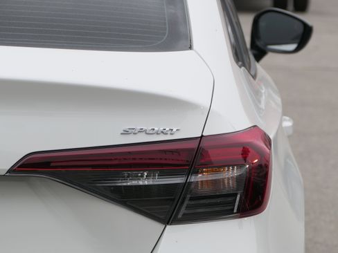 Used 2025 Honda Civic Sport image 5