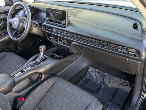 Used 2025 Honda HR-V LX image 29