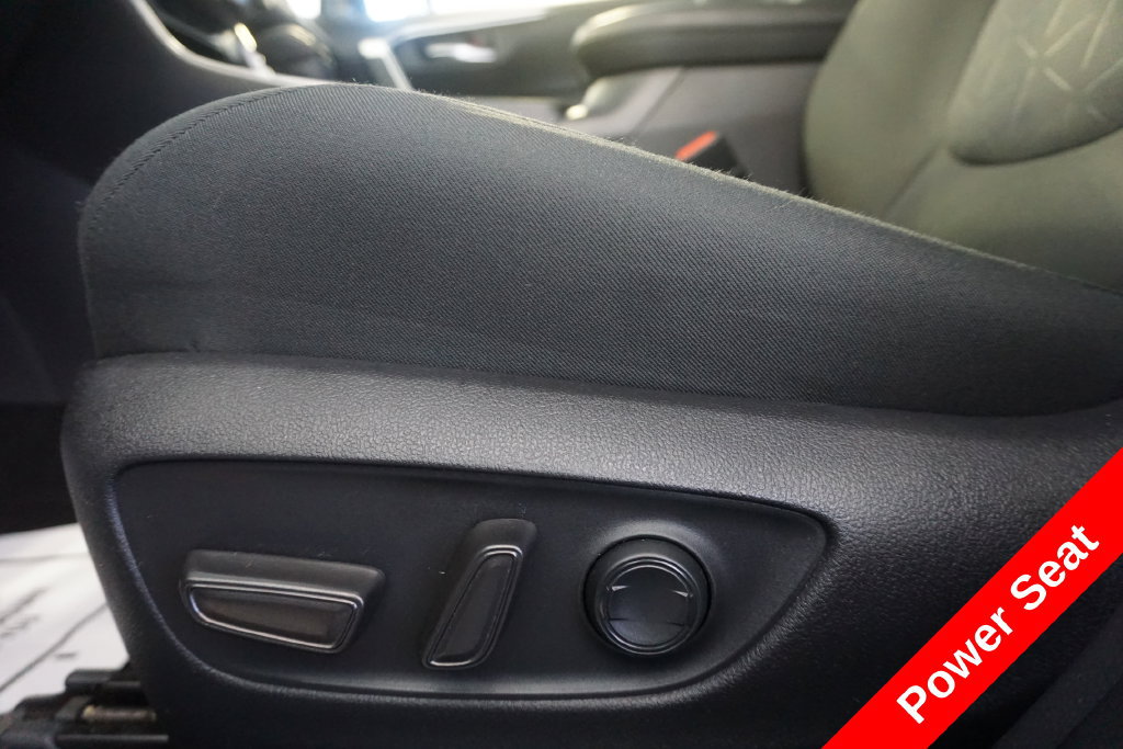 Used 2022 Toyota RAV4 XLE w/ Convenience Package AWD/4WD image 6