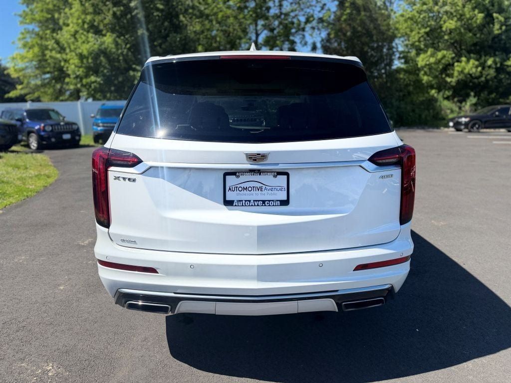 Used 2023 Cadillac XT6 Premium Luxury w/ Technology Package AWD/4WD image 4