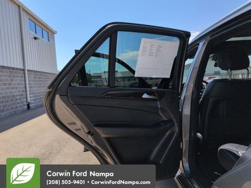 Used 2017 Mercedes-Benz GLE 350 4MATIC image 25