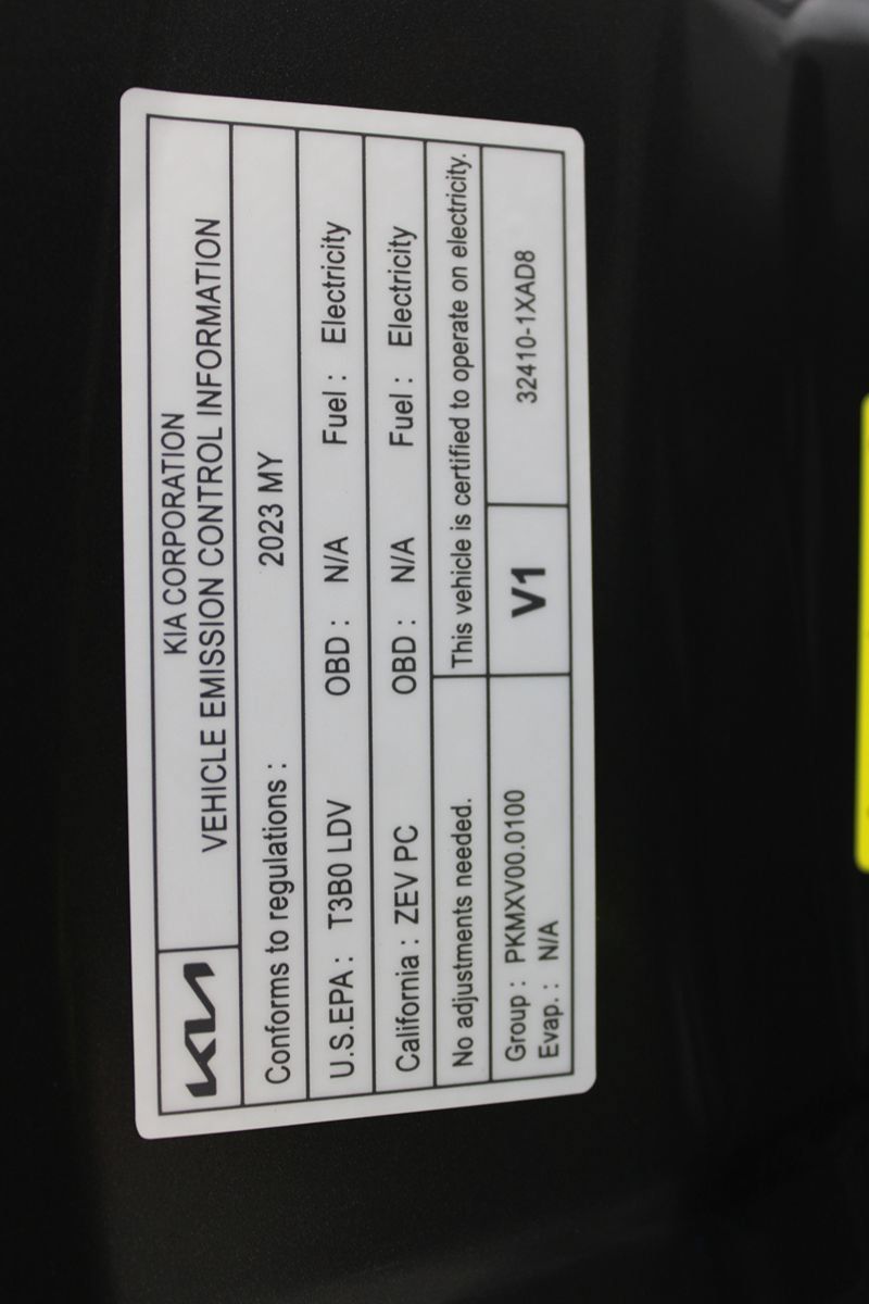 Used 2023 Kia EV6 Wind w/ Wind Technology Package AWD/4WD image 34