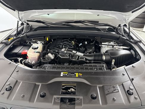 Used 2023 Jeep Grand Cherokee Limited w/ Luxury Tech Group II image 29