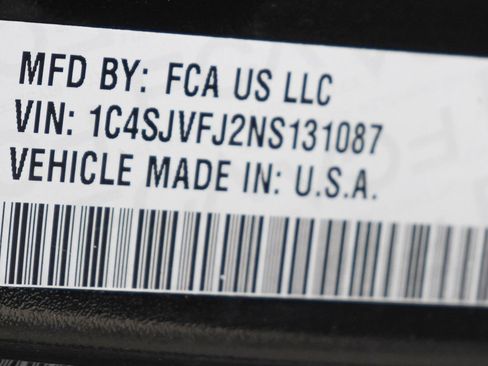 Used 2022 Jeep Grand Wagoneer Series II AWD/4WD image 31