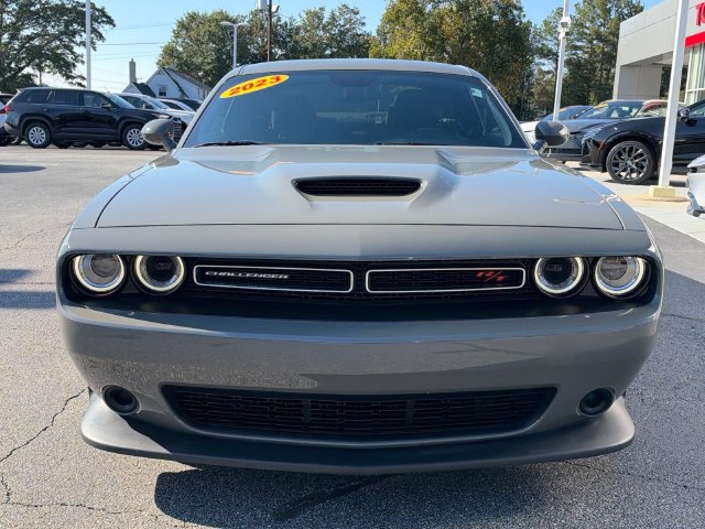 Used 2023 Dodge Challenger R/T RWD image 9
