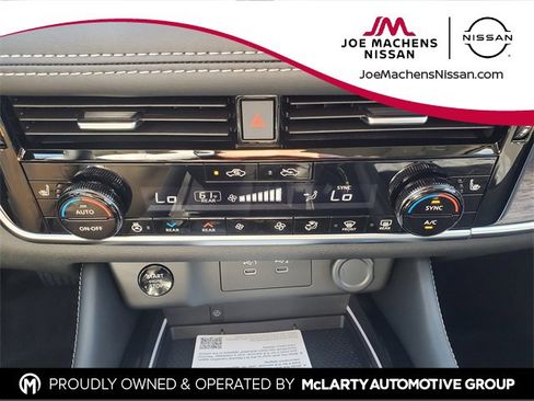 New 2026 Nissan Rogue Platinum w/ Platinum Premium Package image 18