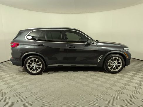 Used 2020 BMW X5 xDrive40i w/ Premium Package AWD/4WD image 2