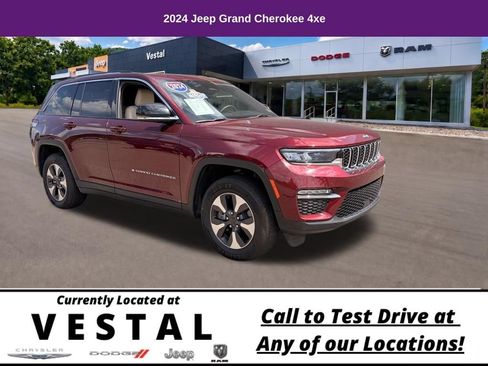 Used 2024 Jeep Grand Cherokee Limited 4xe AWD/4WD image 5