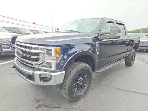 Used 2022 Ford F250 Lariat w/ Tremor Off-Road Package AWD/4WD image 2
