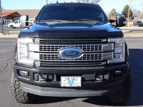 Used 2019 Ford F350 Platinum w/ Platinum Ultimate Package image 12