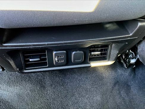 Used 2020 GMC Sierra 1500 Elevation w/ Elevation Value Package image 31