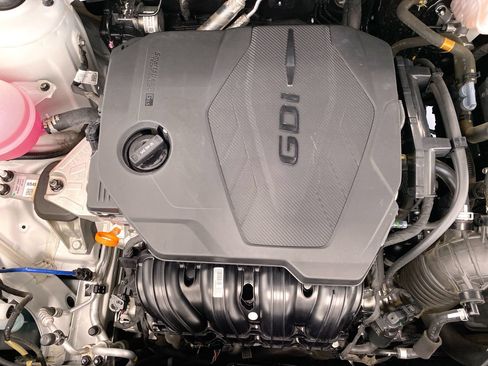 Certified 2026 Kia Sportage LX FWD image 14