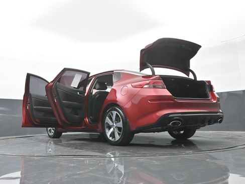 Used 2019 Kia Optima S image 51