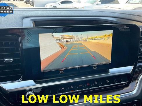 Used 2023 GMC Sierra 1500 SLT w/ SLT Convenience Package image 21