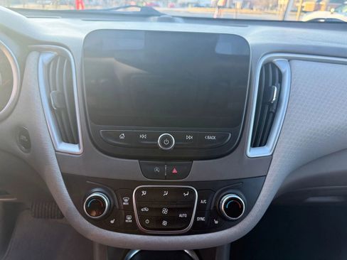 Used 2023 Chevrolet Malibu LT FWD image 10
