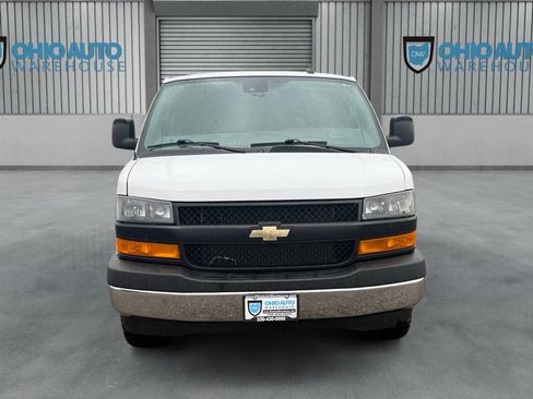 Used 2021 Chevrolet Express 2500 w/ Driver Convenience Package RWD image 2