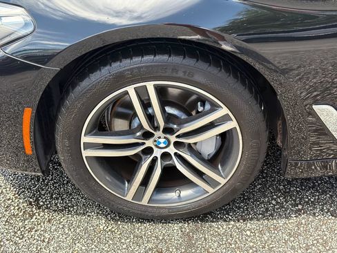Used 2022 BMW 530i w/ Executive Package RWD image 11