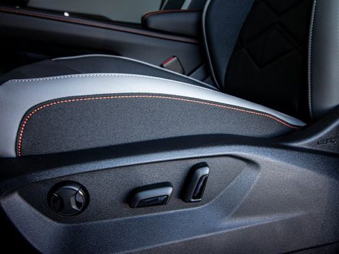 New 2026 Volkswagen Atlas Peak Edition image 31