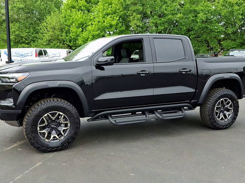 New 2026 Chevrolet Colorado ZR2 w/ Technology Package AWD/4WD image 7