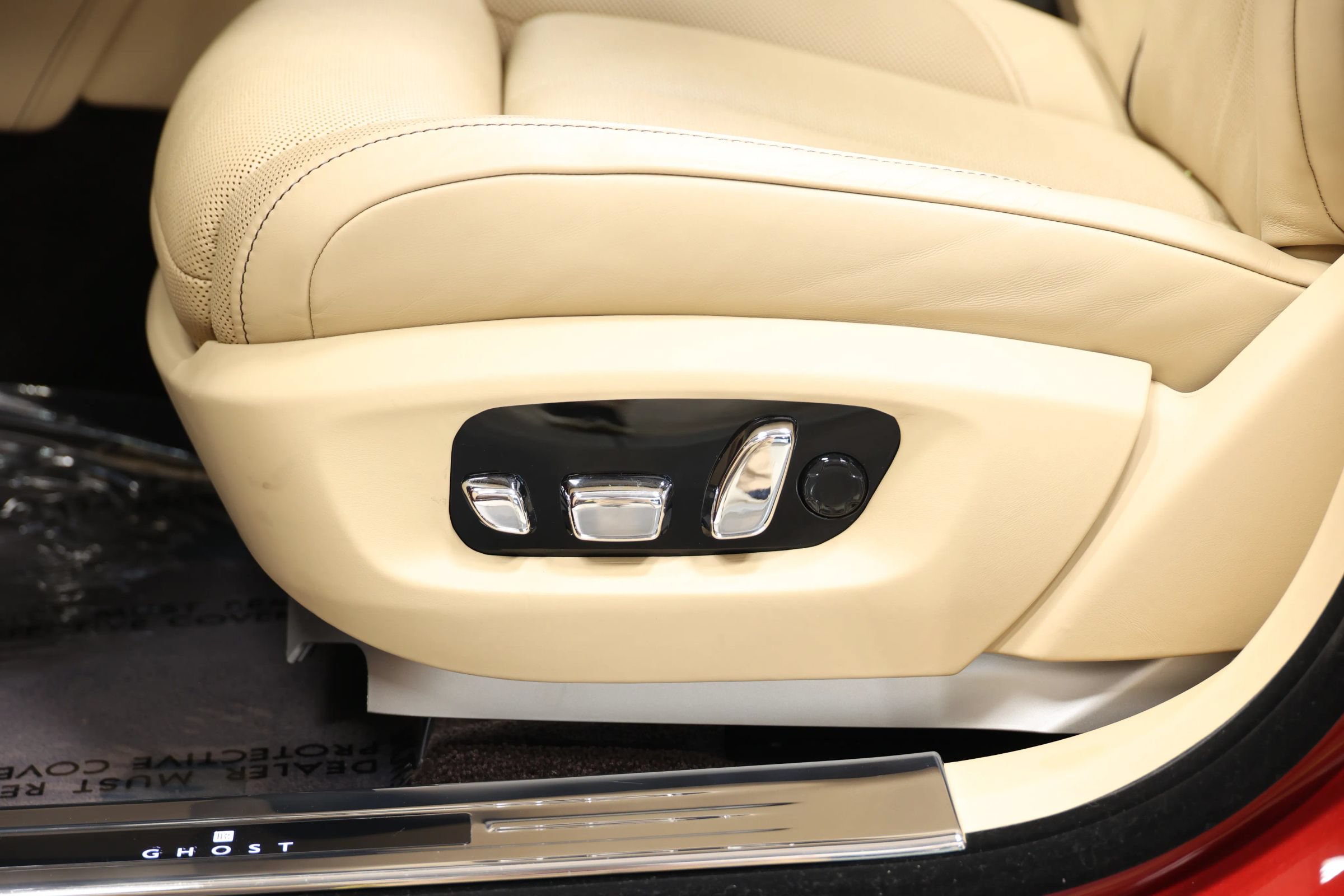 Used 2022 Rolls-Royce Ghost w/ Ghost Package AWD/4WD image 15