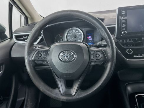 Used 2020 Toyota Corolla LE w/ Carpet Mat Package (TMS) image 17