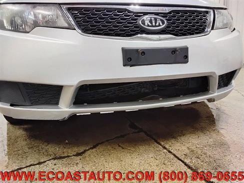 Used 2012 Kia Forte LX FWD image 16