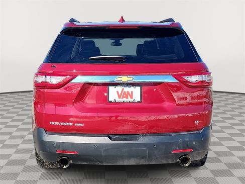 Used 2019 Chevrolet Traverse LT w/ LT Premium Package image 6