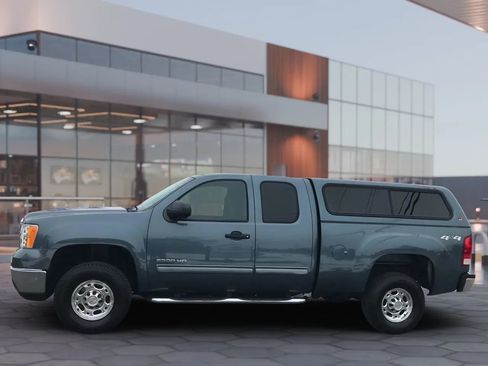Used 2010 GMC Sierra 2500 SLE image 8