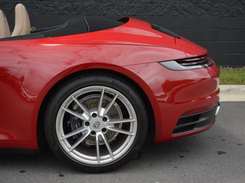 Certified 2021 Porsche 911 Carrera RWD image 31