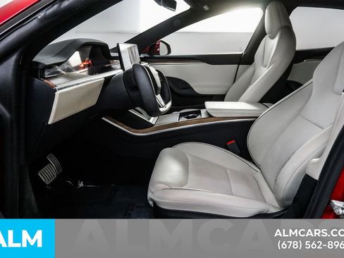 Used 2021 Tesla Model S Plaid image 16