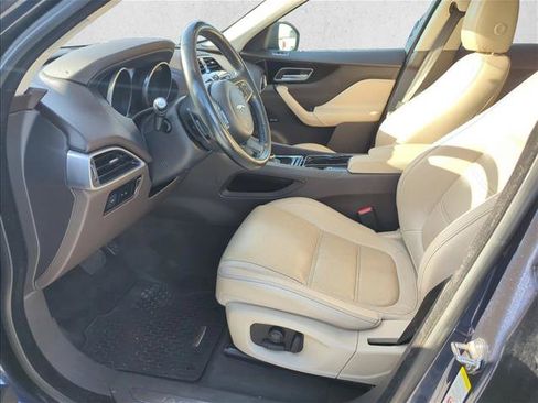 Used 2017 Jaguar F-PACE Prestige AWD/4WD image 11