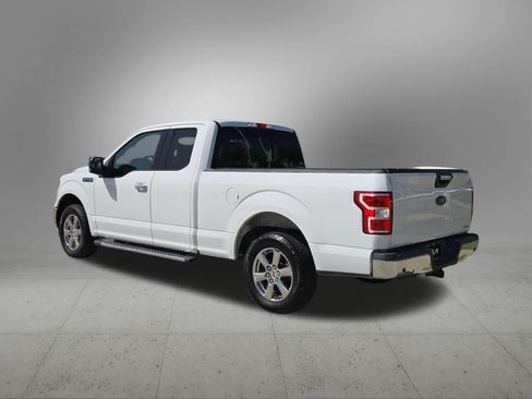 Used 2018 Ford F150 XLT w/ Equipment Group 302A Luxury RWD image 4