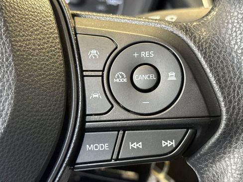 Used 2023 Toyota Corolla LE FWD image 29