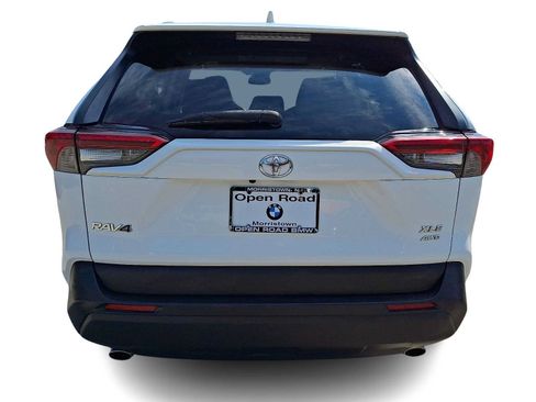 Used 2019 Toyota RAV4 XLE w/ All Weather Liner Package AWD/4WD image 5