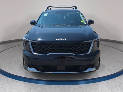 Used 2025 Kia Sorento S w/ Panoramic Sunroof Package FWD image 2